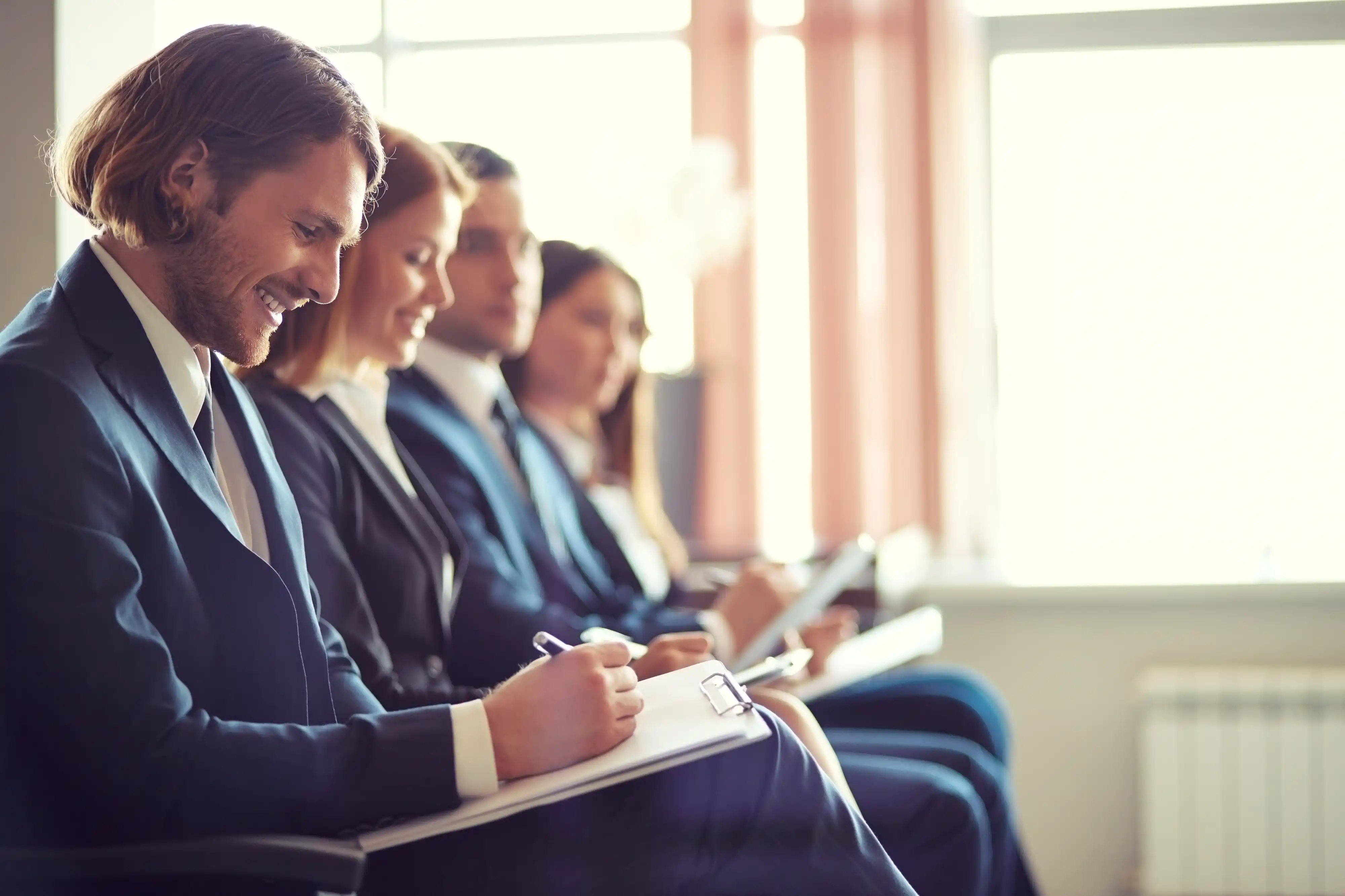 Kurumsal Eğitim Yazılımı Nedir? Eğitim, Bilgi ve Çalışan Gelişimi Nasıl Tek Platformda Yönetilir?